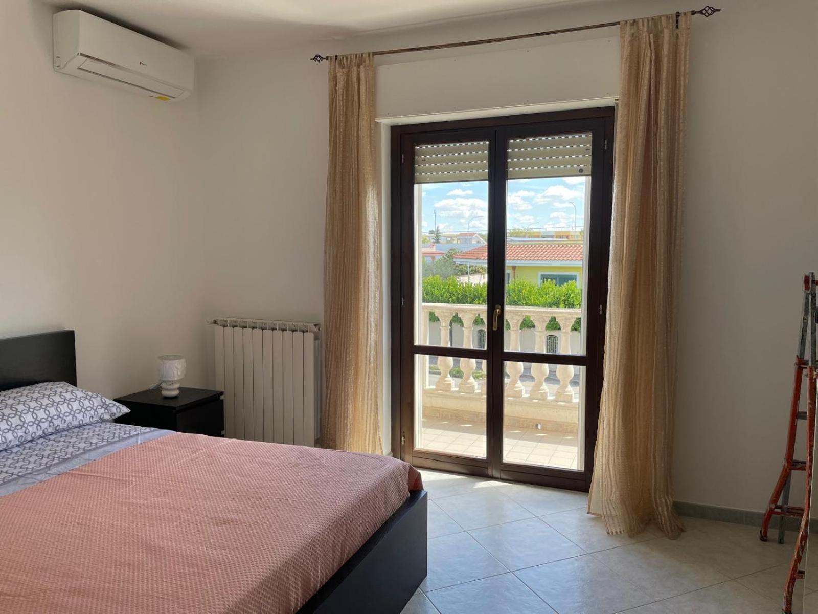 A Casa Di Lia Villa Pulsano Bagian luar foto